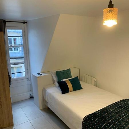 144 - Urban Charming Studio In Париж Екстериор снимка
