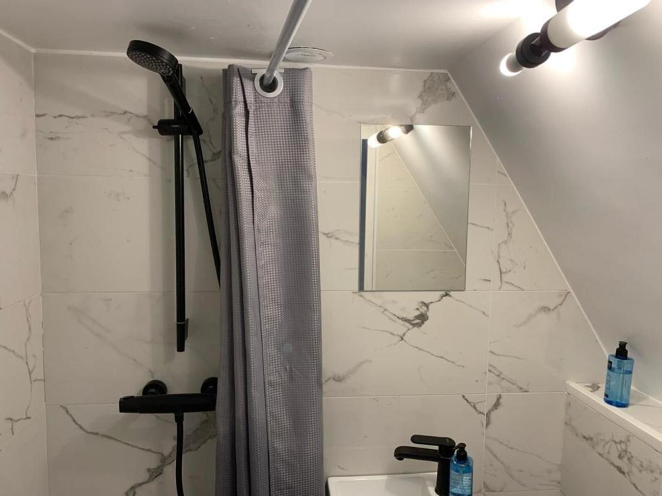 144 - Urban Charming Studio In Париж Екстериор снимка